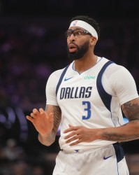 开云官网-基德：交易后我和浓眉聊过 他是世界上最顶级的球员之一